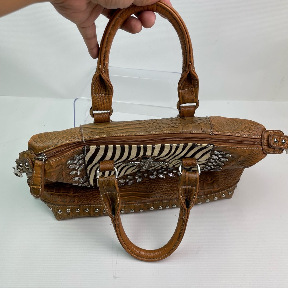 (113) Women's Animal Print and Cross Handbag Purse - Picture 5 of 7